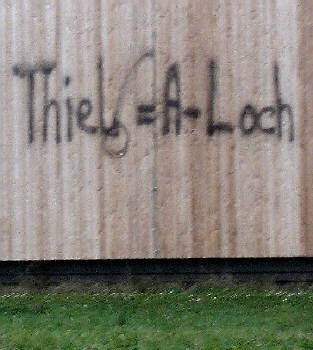 THIEL gleich ARSCHLOCH graffiti tag in zrich januar 2015