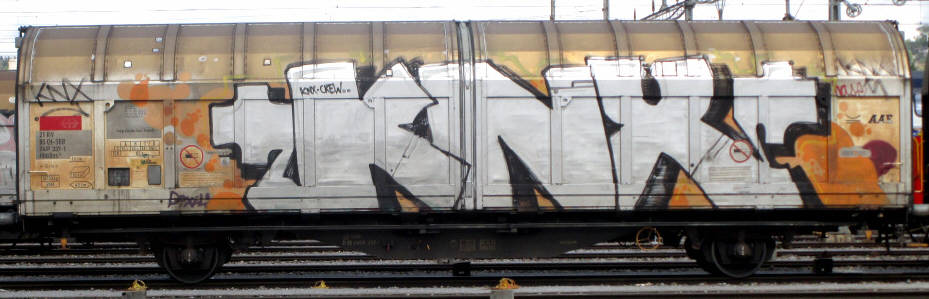 KNX SBB-gterwagen graffiti