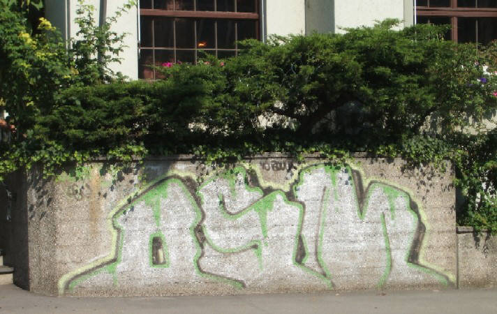 OSM graffiti zrich weinbergstrasse